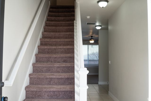 328 W PAGES LN, Bountiful, UT 84010