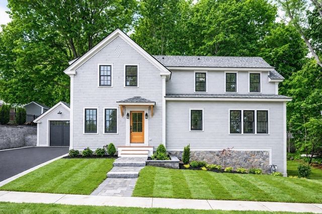 1 Stanley Ave, Newburyport, MA 01950