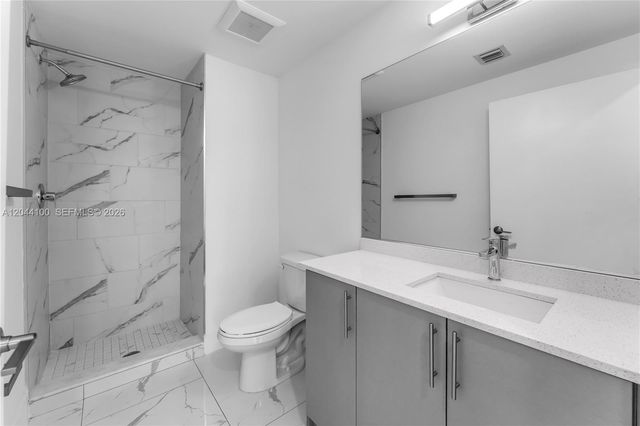 1 Curtiss Pkwy 312, Miami Springs, FL 33166