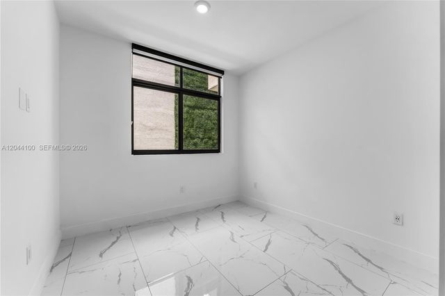 1 Curtiss Pkwy 312, Miami Springs, FL 33166
