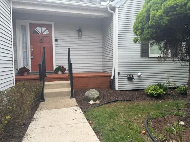 531 Heritage Drive, Ann Arbor, MI 48105