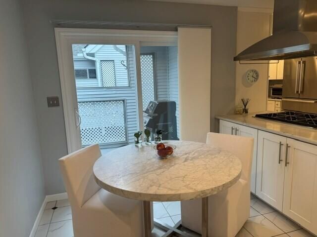 531 Heritage Drive, Ann Arbor, MI 48105