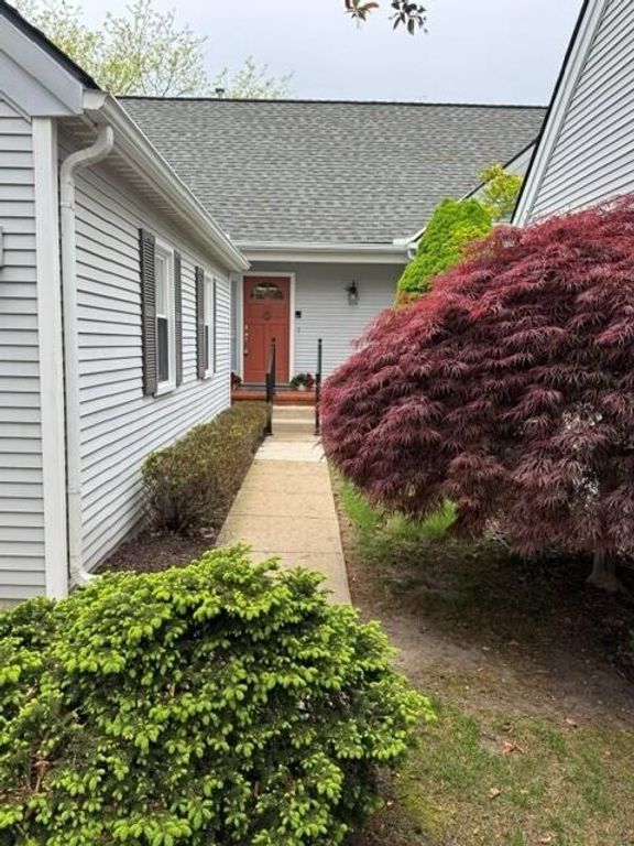 531 Heritage Drive, Ann Arbor, MI 48105