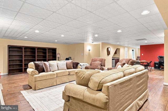 7130 DECOY DR, Owings, MD 20736