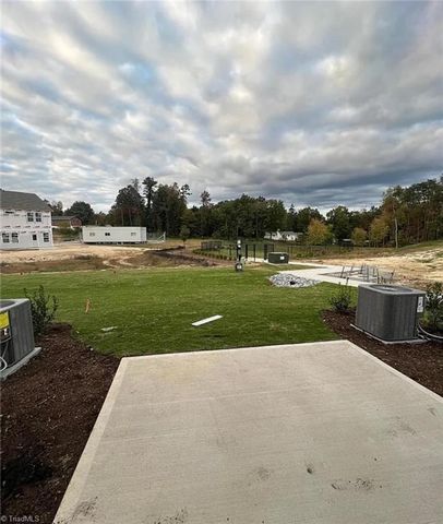 872 Falls Grove Trail, High Point, NC 27265