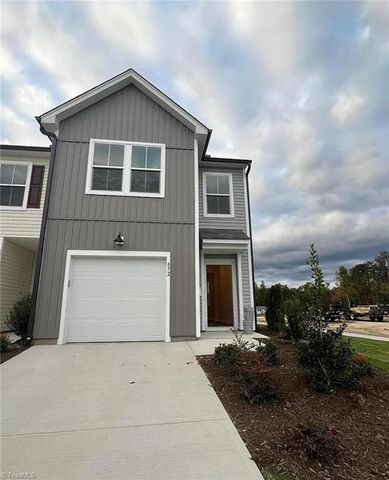 872 Falls Grove Trail, High Point, NC 27265