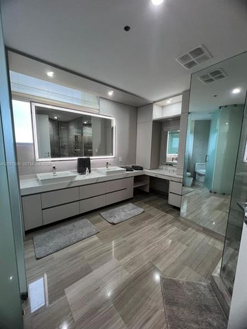 1300 E Brickell Bay Dr 3701, Miami, FL 33131