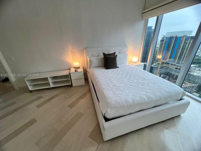 1300 E Brickell Bay Dr 3701, Miami, FL 33131