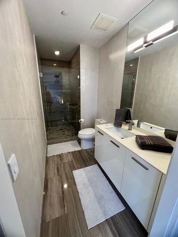 1300 E Brickell Bay Dr 3701, Miami, FL 33131