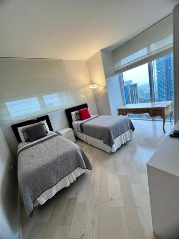 1300 E Brickell Bay Dr 3701, Miami, FL 33131