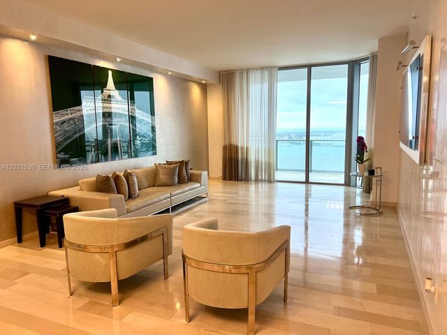 1300 E Brickell Bay Dr 3701, Miami, FL 33131