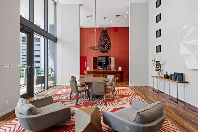 1300 E Brickell Bay Dr 3701, Miami, FL 33131
