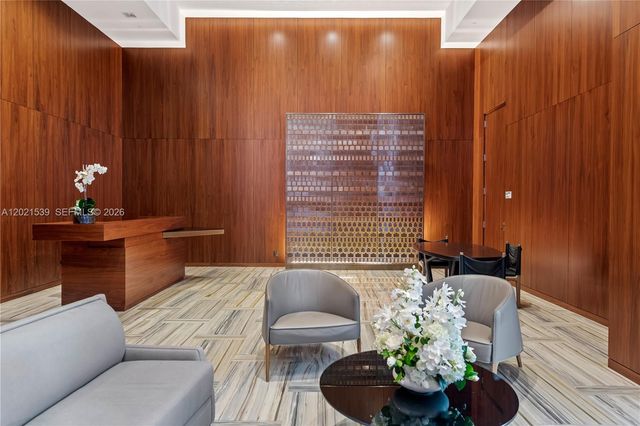 1300 E Brickell Bay Dr 3701, Miami, FL 33131