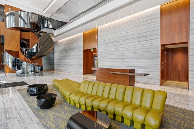 1300 E Brickell Bay Dr 3701, Miami, FL 33131