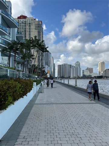 1300 E Brickell Bay Dr 3701, Miami, FL 33131