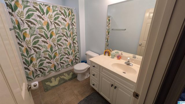 4220 LOCHSHIRE LANE, Gardendale, AL 35071