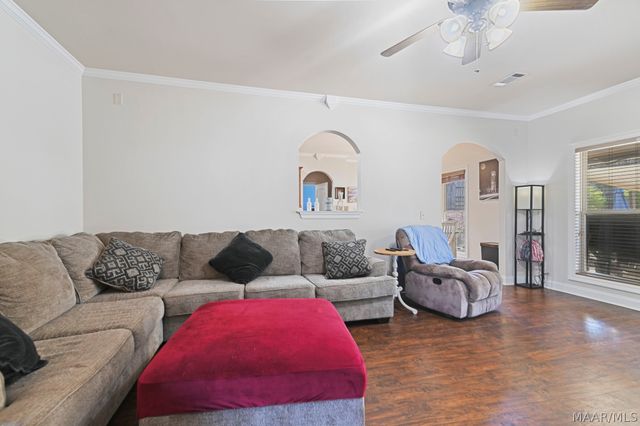 129 HERMITAGE Pass, Wetumpka, AL 36093