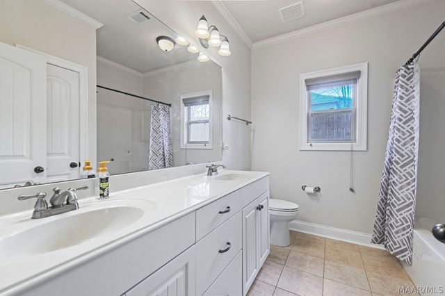 129 HERMITAGE Pass, Wetumpka, AL 36093