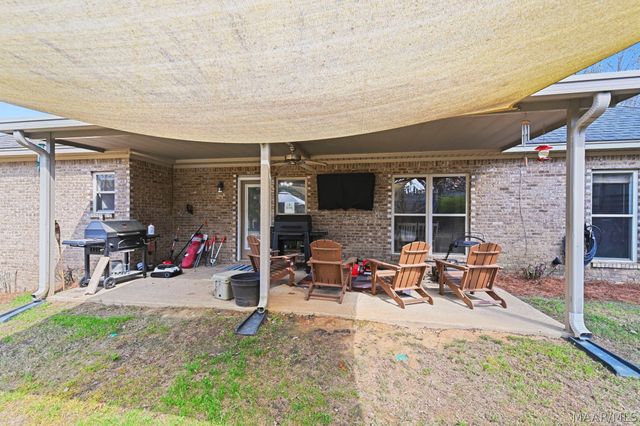 129 HERMITAGE Pass, Wetumpka, AL 36093