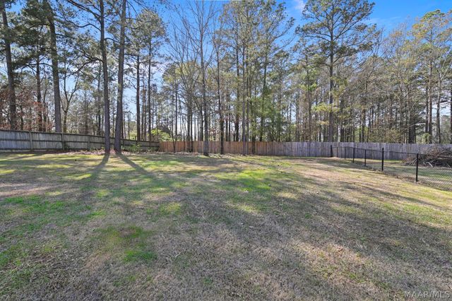 129 HERMITAGE Pass, Wetumpka, AL 36093