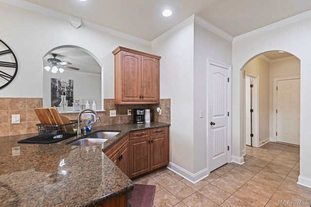 129 HERMITAGE Pass, Wetumpka, AL 36093