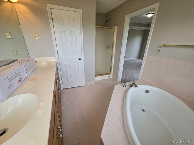 1413 County Road 43 ., Prattville, AL 36067