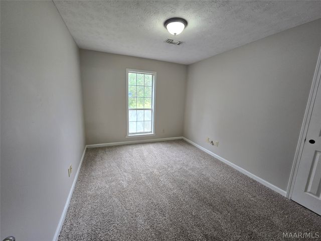 1413 County Road 43 ., Prattville, AL 36067