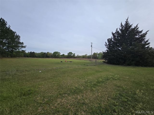 1413 County Road 43 ., Prattville, AL 36067