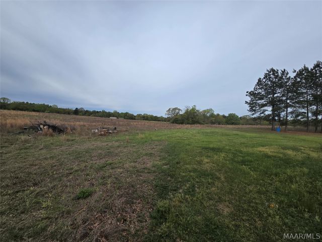 1413 County Road 43 ., Prattville, AL 36067
