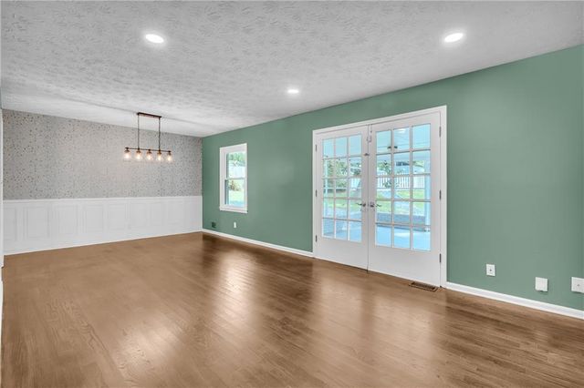 474 Royal Oaks Terrace, Stone Mountain, GA 30087