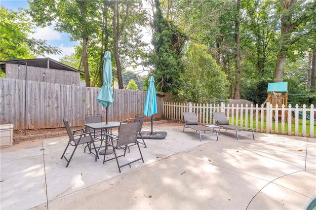 474 Royal Oaks Terrace, Stone Mountain, GA 30087