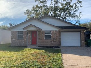 448 Carlton Street, Brazoria, TX 77422