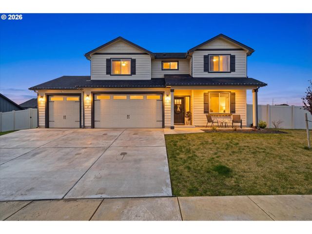 2 GREGORY St, Milton Freewater, OR 97862