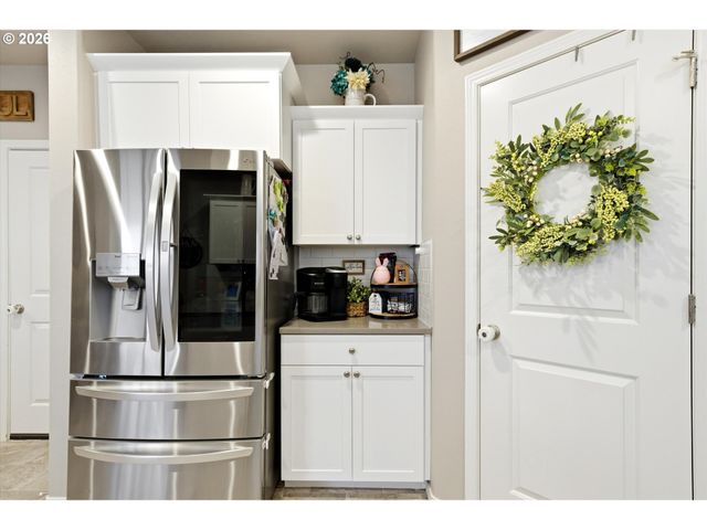 2 GREGORY St, Milton Freewater, OR 97862