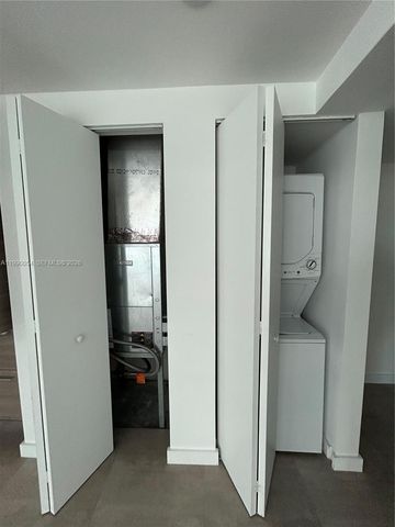 1300 S Miami Ave 1607, Miami, FL 33130