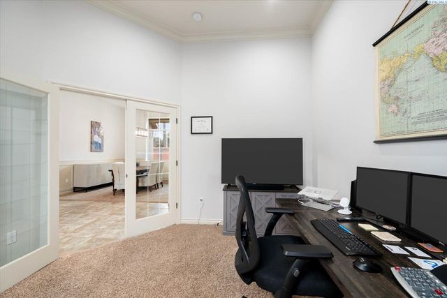 586 Lodi Loop, Richland, WA 99352