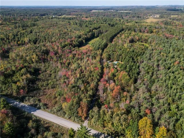 W6674 Poertner Road, Neillsville, WI 54456