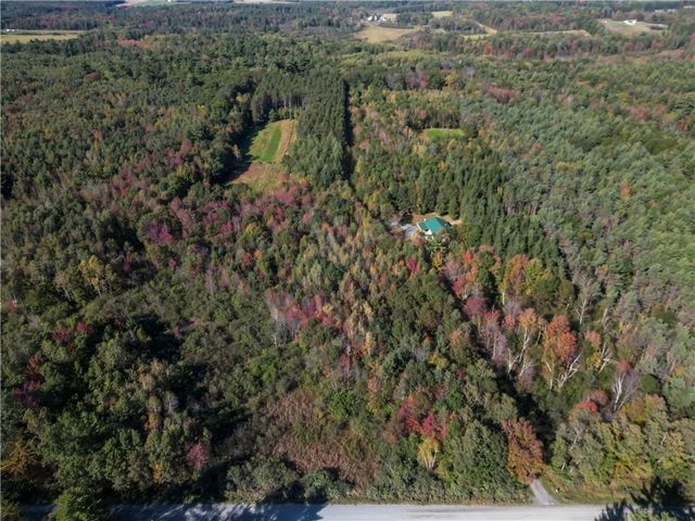 W6674 Poertner Road, Neillsville, WI 54456