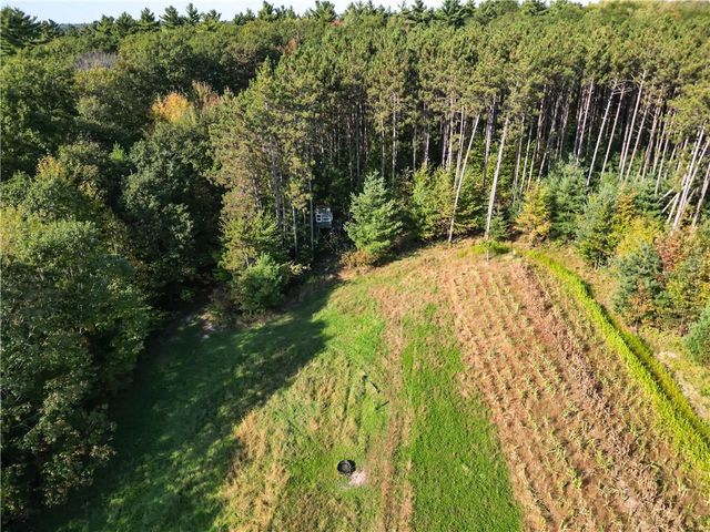 W6674 Poertner Road, Neillsville, WI 54456