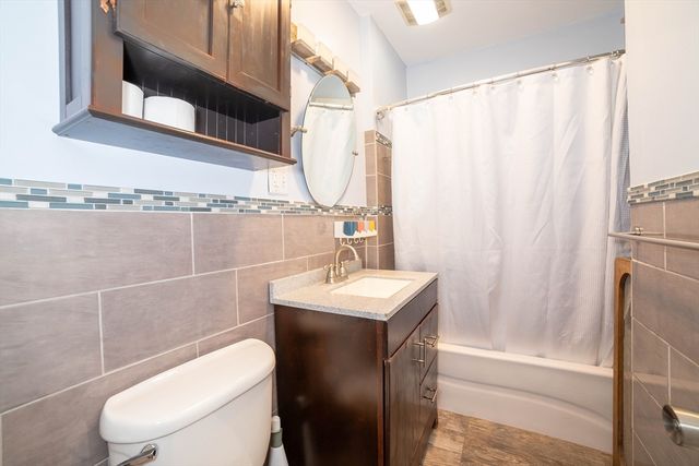 2 Mystic St, Worcester, MA 01607