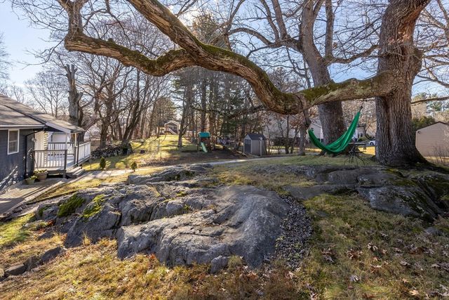 2 Mystic St, Worcester, MA 01607