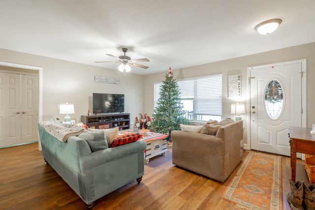 24 Emma Lane, Trenton, GA 30752