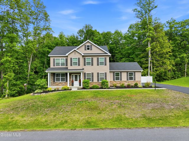 29 Stone Ridge Road, Wilton, NY 12831
