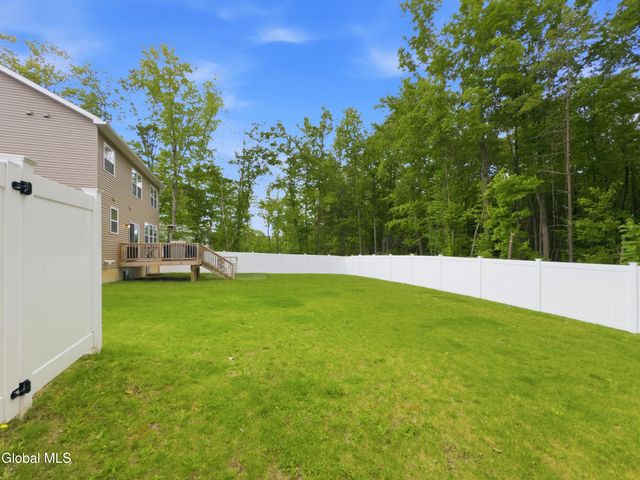 29 Stone Ridge Road, Wilton, NY 12831