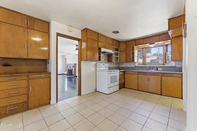 44509 Date Avenue, Lancaster, CA 93534