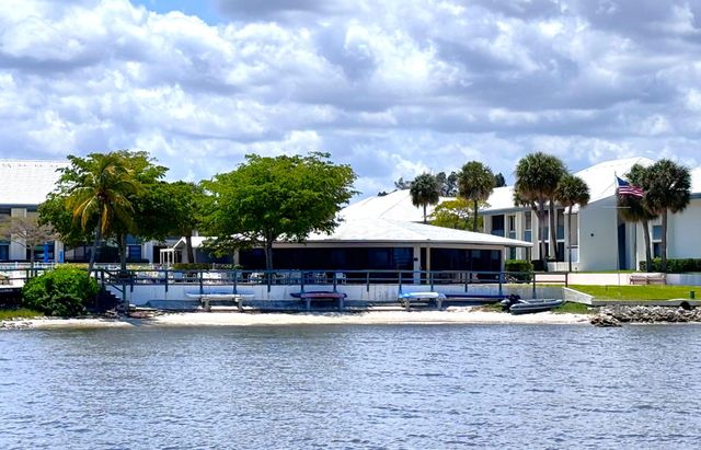 175 SE Saint Lucie Boulevard F116, Stuart, FL 34996