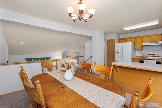 16 60th Place SE, Everett, WA 98203