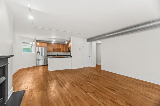 1633 W Estes Avenue 1E, Chicago, IL 60626