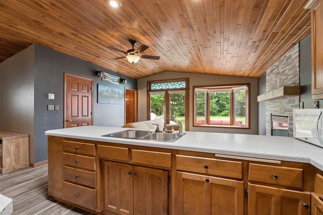 1138 ANCHOR DRIVE, Green Bay, WI 54313