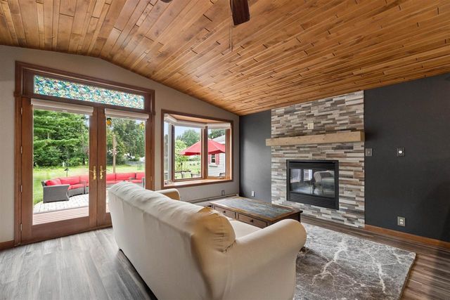 1138 ANCHOR DRIVE, Green Bay, WI 54313
